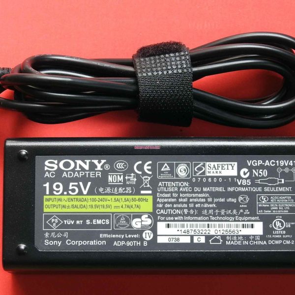 Sony Adapter 19.5v 4.7